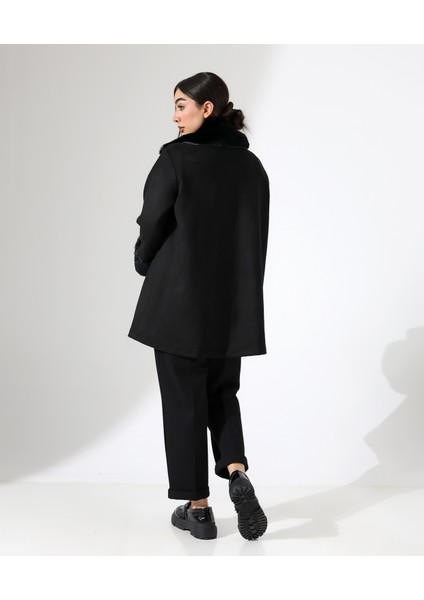 Düğme Kapama Kürk Detay Ceket