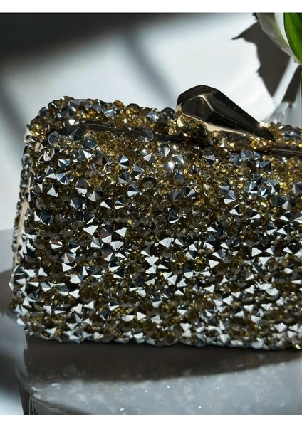 ​​​kare Taşlı Abiye El Çantası 930190 modelleri