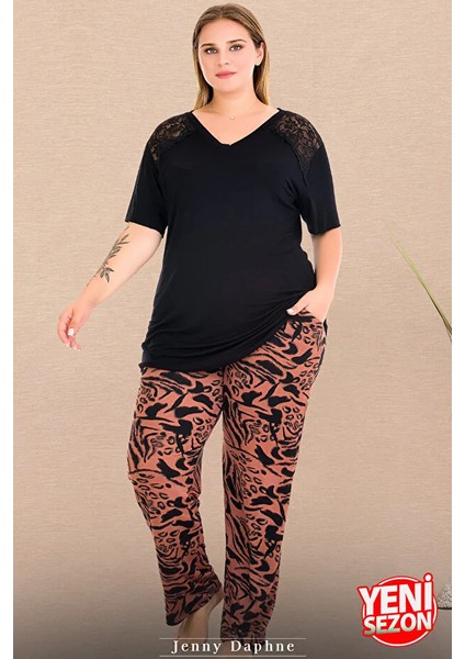 Lady Büyük Beden Desenli Omuzlar Dantelli V Yaka Kısa Kollu Pijama Takımı fiyatları