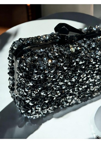 ​​​kare Taşlı Abiye El Çantası 930190 fırsatları