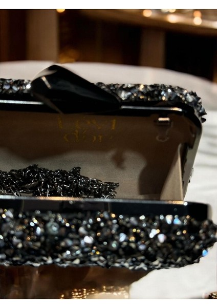 ​​​kare Taşlı Abiye El Çantası 930190 indirimleri