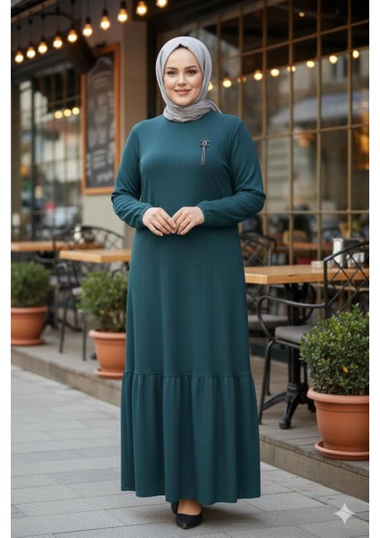 Hesna Kadın Derya Fitilli Doku Eteği Farbalı Broşlu Petrol Elbise