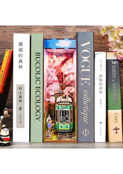 Sakura Seyahati – Mini Ahşap Book Nook – Kendin Yap Japon Kiraz Çiçekleri Temalı Book Nook