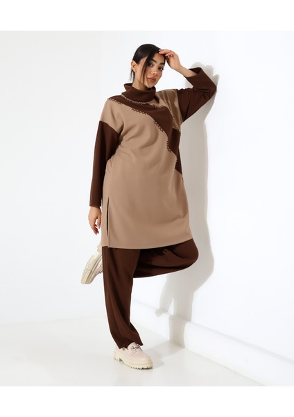 Selanik Boğazlı Iki Parça Tunik Takım indirimleri