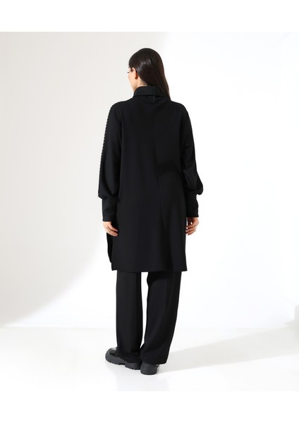 Yumuşak Dokulu Triko Detay Iki Parça Takım