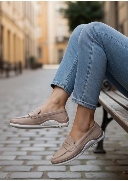 B260700 Iç Dış Hakiki Yumuşak Deri Kadın Açık Vizon Renk Makosen Ayakkabı