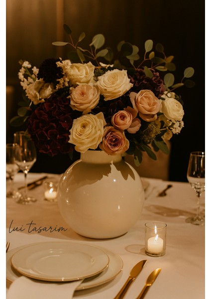 Özel Tasarım Cam Modern Büyük Xl Boy Davet Özel Gün Masaları Sade Şık Zarif Beyaz Vazo 27*27*11 indirimleri