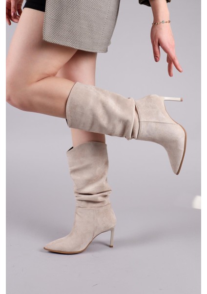 Arlon Büzgülü Çekme Topuklu Çizme Bej fiyatları