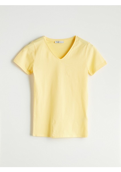 Yeni Sezon V Yaka Kadın Tişört indirimleri