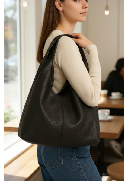 Kadın Siyah Deri Günlük Salas Kol Çantası