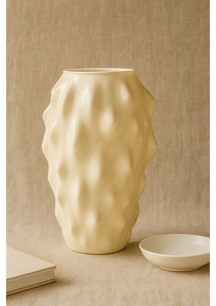 Krem Renk Vazo Özel Tasarım Senyor Cam Vazo 25*10 cm indirimleri