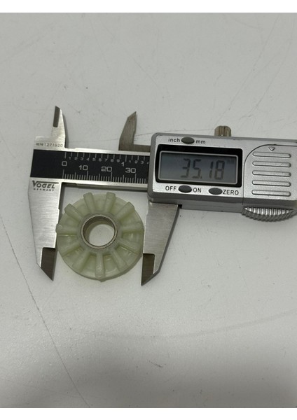 Örgü Makinesi Iplik Masura Yatak Dişlisi 500 Adet modelleri