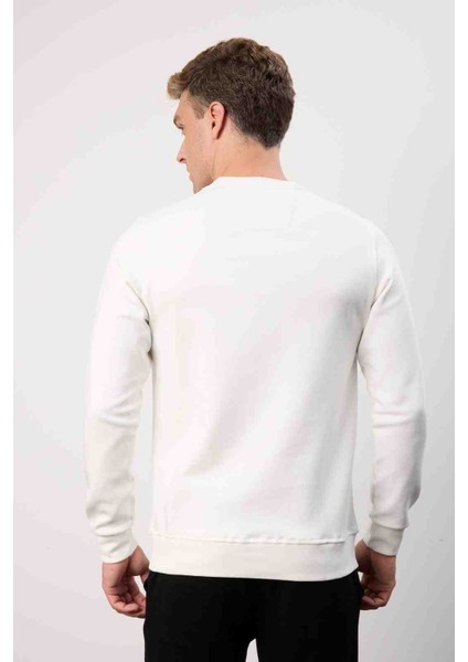 Basıc Beyaz Regular Fit Bisiklet Yaka fiyatları