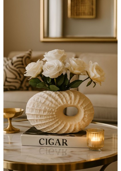 Krem Rengi Deniz Kabuğu Organik Formlu Seramik Modern Dekoratif Vazo 30*20 fiyatları