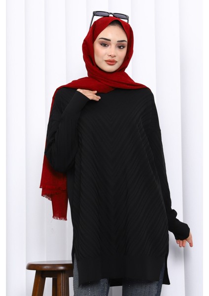 Siyah Bisiklet Yaka Soğuk İplik Triko Tunik