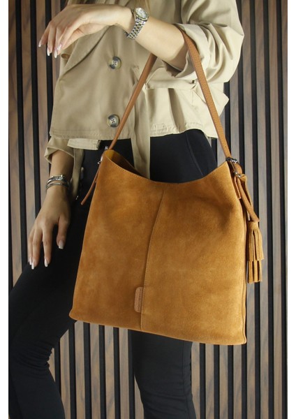 Taba Hakiki Dana Süet Püsküllü Manyetik Kapaklı Büyük Boy Günlük Omuz Çantası ve El Çantası fiyatları