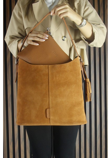 Taba Hakiki Dana Süet Püsküllü Manyetik Kapaklı Büyük Boy Günlük Omuz Çantası ve El Çantası fırsatları