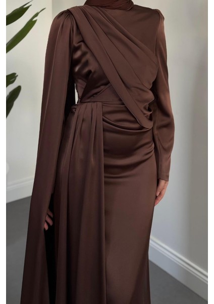 Morley Pelerinli Drapeli Saten Balık Abiye Kahverengi fırsatları