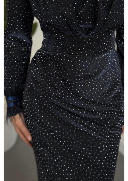 Zuelia Taşlı Kuyruklu Balık Abiye Lacivert fırsatları