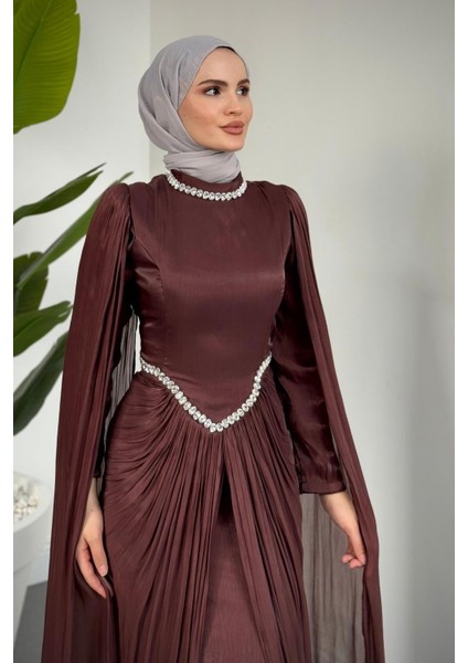 Maelis Beli ve Boynu Taşlı Abiye Gül Kurusu modelleri