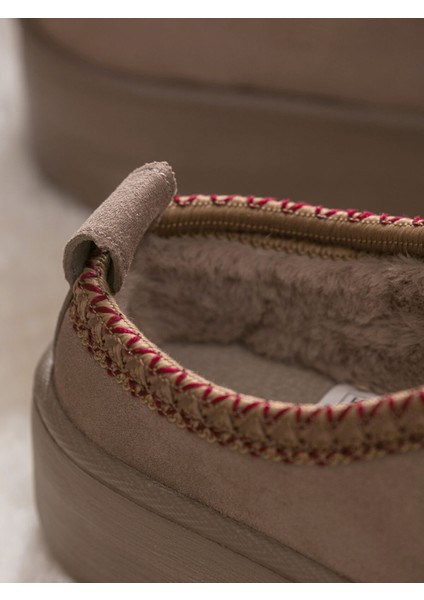 Yeni Sezon Süet Görünümlü Kadın Ev Terliği modelleri