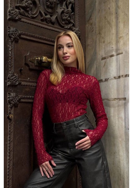 Kadın Yarım Balıkçı Yaka Full Esnek Dantel Bürümcük Spor Şık Tasarım Gece Bluzu