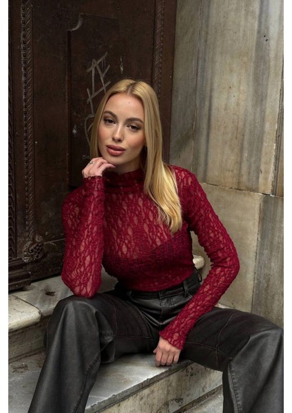 Kadın Yarım Balıkçı Yaka Full Esnek Dantel Bürümcük Spor Şık Tasarım Gece Bluzu fiyatları