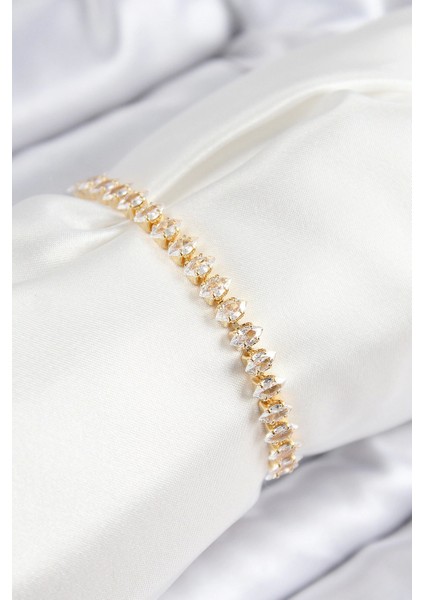 Bfs Pirinç Zirkon Taşlı Damla Model Gold Renk Asansörlü Kadın Bileklik