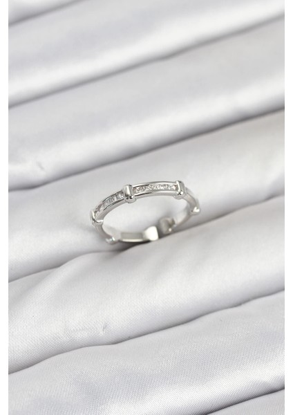 Bfs Pirinç Gümüş Renk Kemik Model Zirkon Taşlı Kadın Yüzük