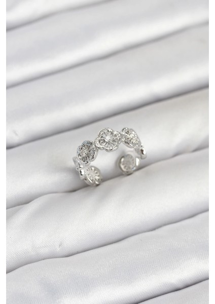 Bfs Pirinç Gümüş Renk Yonca Model Kadın Yüzük