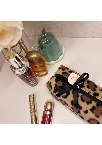 Leopar Desenli Peluş Makyaj Çantası/kalemlik – Yumuşak Dokulu, Siyah Saten Astarlı