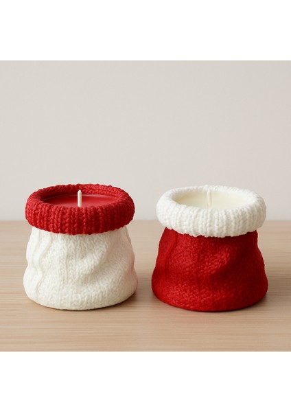 2’li Yılbaşı Örgü Desenli Seramik Tozu Mumluk Seti – Kırmızı Gül Esanslı Soya Wax Mum