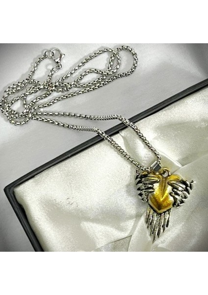 Aşkın Kanatları Kolyesi