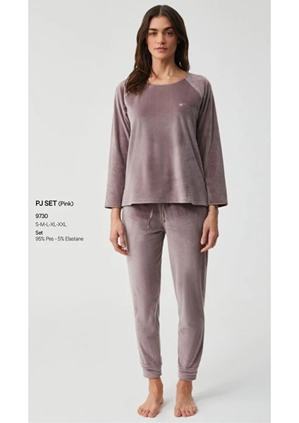 Uzun Kol Yumuşak Dokulu Kadın Kadife Pijama Takım 9730