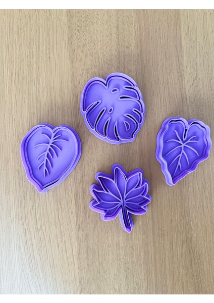 4’lü Yaprak Şeklinde Kurabiye Kalıbı – Fondan ve Hamur Kalıbı