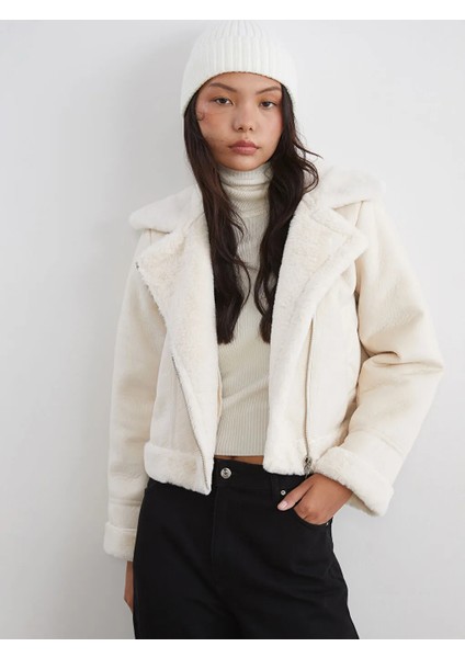 Xsıde Bej Kürk Yaka Kadın Süet Görünümlü Mont