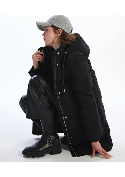 Xsıde Siyah Kapüşonlu Kadın Şişme Mont
