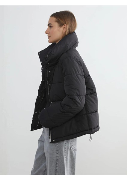 Lcw Eco Siyah Dik Yaka Kadın Şişme Mont