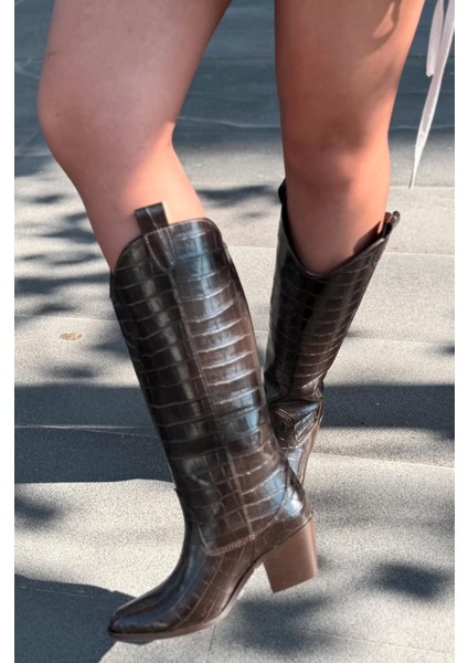 Rovina Kadın Kovboy Çizme Acıkahve Parlak Deri Desenli fırsatları