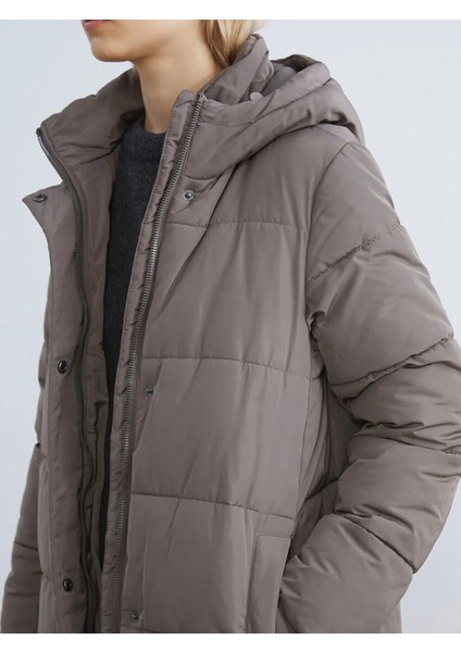 Xsıde Kahverengi Kapüşonlu Kapitone Kadın Şişme Mont modelleri