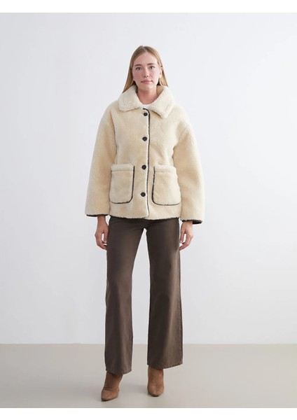 Lcwaıkıkı Classic Ekru Gömlek Yaka Oversize Kadın Pelüş Mont fiyatları