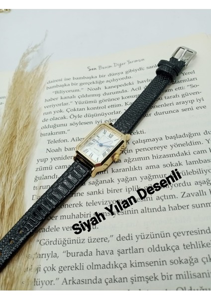 Kadın Kol Saati Vintage Gold Kasa- Oval Model- Siyah Yılan Desenli Kordon TT0054