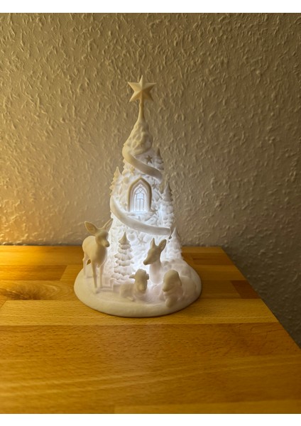 Winter Forest Tree – Işıklı Geyikli Yılbaşı Mumluk (1 Tealight Mum Hediye, 18 cm Yükseklik) modelleri