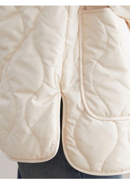 Lcw Vision Ekru Bisiklet Yaka Oversize Kapitone Kadın Şişme Mont modelleri