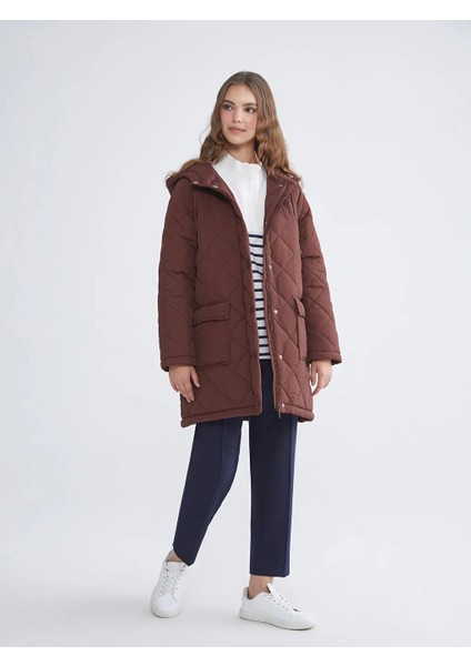 Lcw Modest Kahverengi Kapüşonlu Kapitone Oversize Kadın Şişme Mont fiyatları