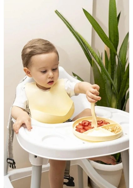 Ieg® Sarı 3’lü Silikon Yemek Seti – Önlük + Diş Kaşıyıcılı Kaşık + Vakumlu Tabak modelleri