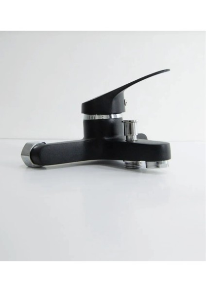 Siyah Krom Banyo Bataryası