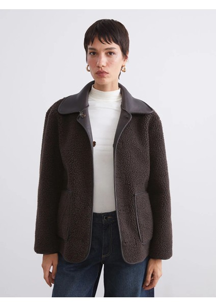 Lcw Vision Kahverengi Pelüş Gömlek Yaka Kadın Deri Görünümlü Mont modelleri