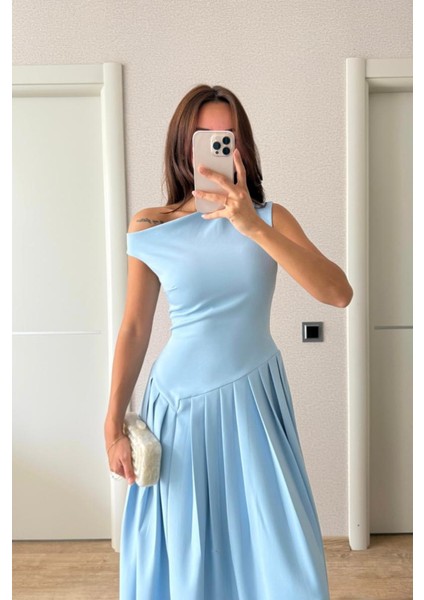 Kayık Tek Kolu Düşük Yaka Tasarım Pinterest Muadil Bele Oturan Piliseli Geniş Kloş Çan Midi Boy Etek Elbise indirimleri