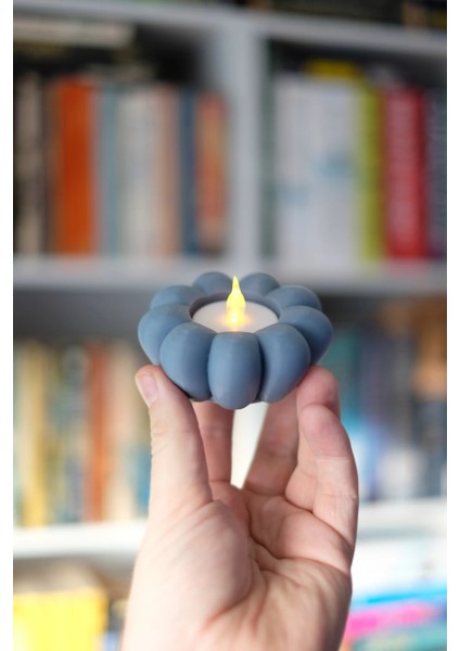 Pastel Renkli 4’lü Çiçek Mumluk Seti 🌸 – 4 Mum Hediyeli indirimleri